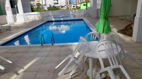 Apartamento com piscina Braga Cabo Frio